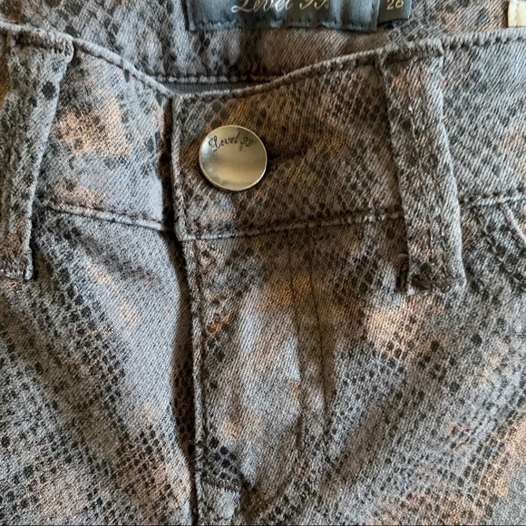 Level 99 Janice Ultra Skinny Snake Print Jeans - Picture 6 of 7